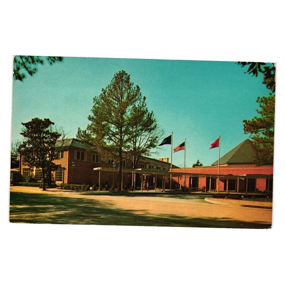 Williamsburg Lodge Postcard Virginia 516 B Historical Hotel Motel Inn Conference
